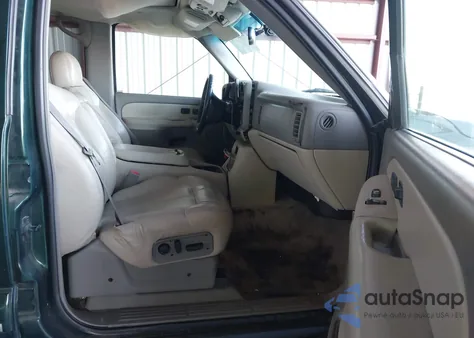 2002 Chevrolet Tahoe Lt z USA, uszkodzony, nr VIN 1GNEK13T72J327981